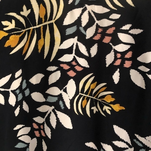 ba&sh Top Cross Black Floral Viscose V-Neck Three Quarter Sleeve Blouse Size XS - Picture 10 of 13